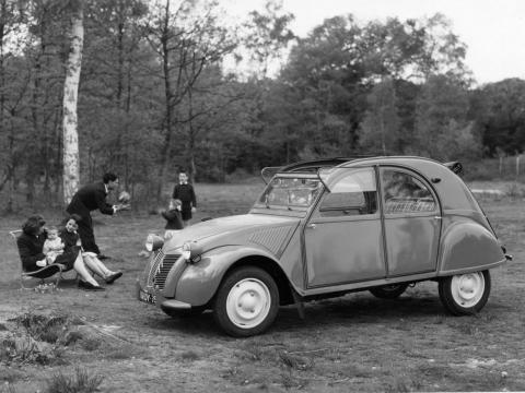 2cv_a_1954_cvolution_de_style.jpg